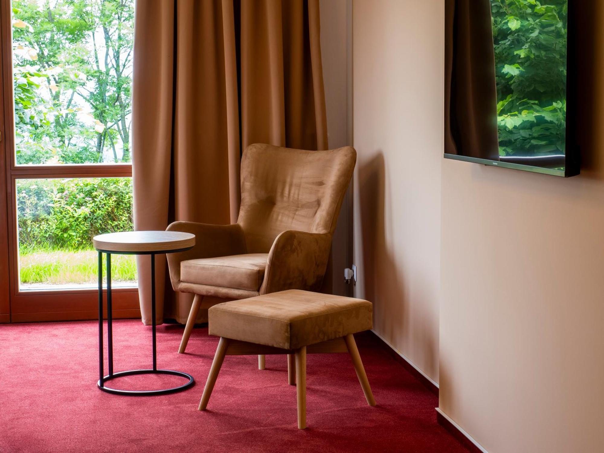 קרנוב Hotel Cvilin מראה חיצוני תמונה